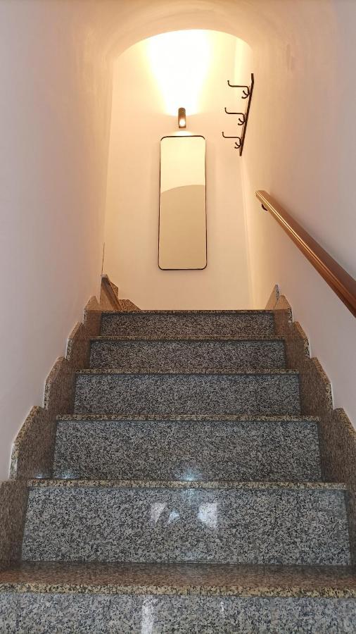 Miniecocasa Ottocentesca In Zona Free-Parking Ed Ecoclimatizzata Ostuni Exterior foto